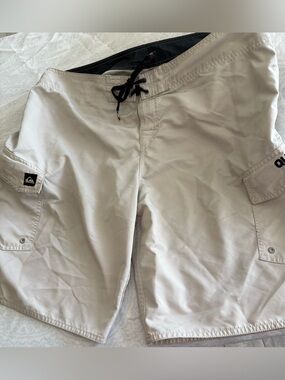 Quiksilver Light Tan Boardshorts with Cargo Pocket